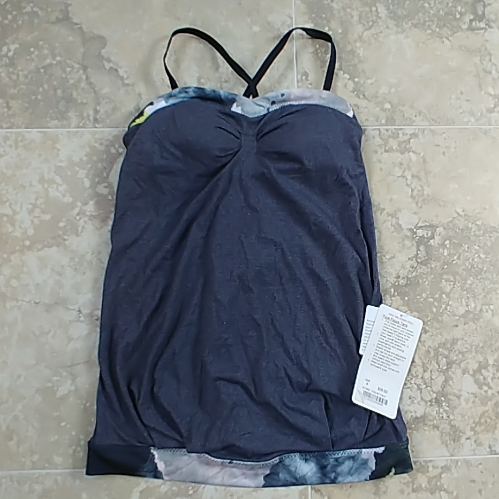 Lululemon size 4 Pure Focus Tank NWT